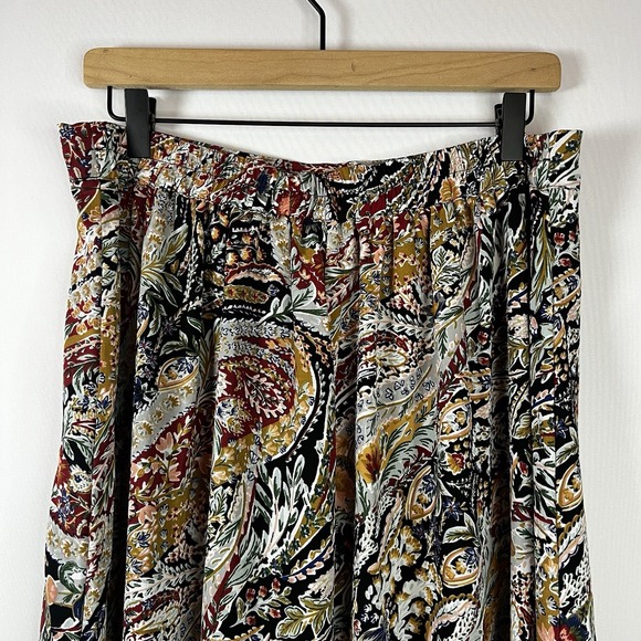 Vince Camuto Skirt Women Size Large Tapestry Paisley Pattern Pull On Midi Lined - Picture 9 of 9